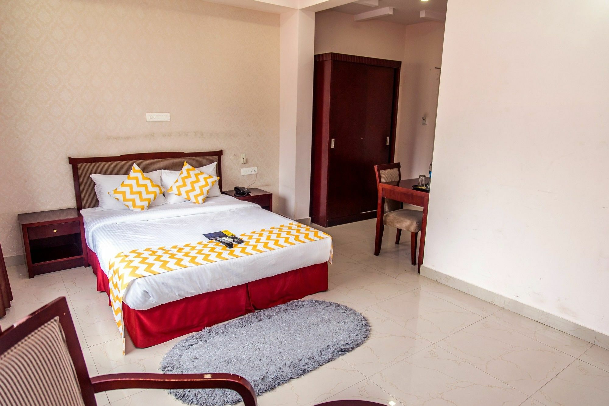 Fabexpress Oriental Suites III - Btm Mico Layout بنغالور المظهر الخارجي الصورة